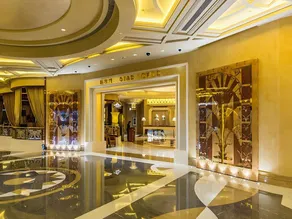 Studio City Hotel - Image 3