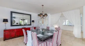 Paradise Luxury Villa with Huge Pool and Jacuzzi - Image 2