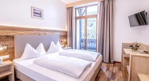 Alpin Hotel Gudrun - Image 2