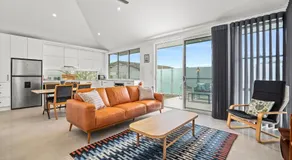 White Beach - Whole Property - Image 2