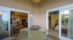 Ocean View Villa at Kahaluu Beach - Image 3