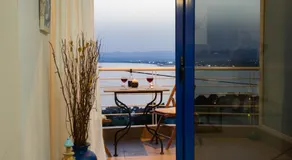 Kamari Blue Apartments - Image 3