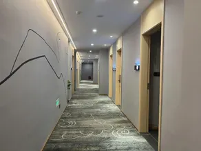 Shenhuxi City Culture Hotel - Image 5