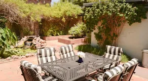 Relax at Artist's Secret Garden, KOI Pond & Jacuzzi, 4 BIG groups - Image 3