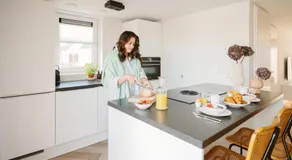 Modern Holiday Home near Sea - Image 5