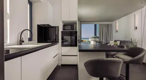 Terra Petra Luxury Villa - The Seafront Retreat - Image 4