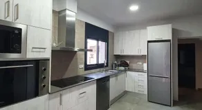 CASA CENTRO DEL PUEBLO CON PISCINA PRIVADA - Image 3