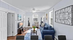 Cozy 1 BR Apt - 3 Blocks to Beach - Sleeps 6 - Image 2