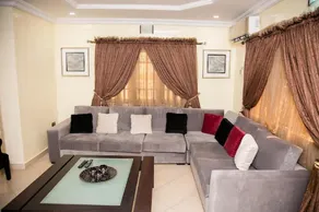 Adunola Serviced  Apartment  - Image 2