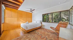 Moonshine Beach Shack by Discover Stradbroke - Image 2
