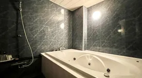 SKY Lmine Takeo LOVEHOTEL - Image 5