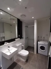 Convenient Residence - Chatswood 1 Bedroom plus Study - Image 2