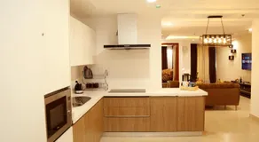 The Perfect Blend of Price and Comfort in GCM laxor Stay in Prime location - Image 5