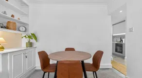 Madeira Garden Retreat – Peaceful Bromley Stay with Street Parking - Image 4