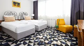 Hotel Art - Image 2