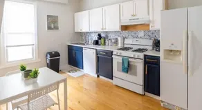 Garden Penthouse in RVA! 3 Bedroom, 3 Bath! - Image 4