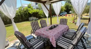 Lia's Beach House - Image 3