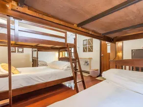 House 23 Guesthouse - Image 2