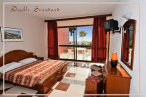 Blue Princess Beach Hotel & Suites - Image 2