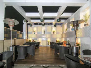 OYO 4975 Hotel Buddha Residency - Image 4