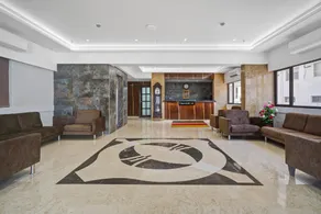 Clubhouse Hotel Raajpath - Image 2