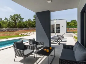 Villa Valinka Design - Image 5