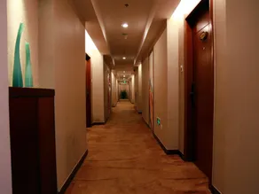 Yiwu Fukai Holiday Hotel - Image 4