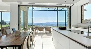 GORDES - MAGNIFICENT VILLA CLOSE TO SENANQUE ABBEY - Image 3