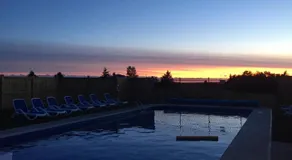 Cavendish Bosom Buddies Cottage Resort - Image 2