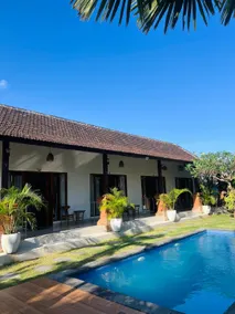 Wiryaroja Guest House - Image 2