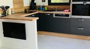 Maison de charme indépendante - Terrasse et parking privé - Village médiéval - 8 min A7 - Montélimar Nord - Image 5