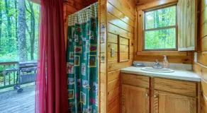 Cabine-Salle de bain privée-Standard-Cozy Cabin - Image 2