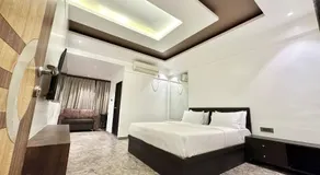TAKHT- Executive Suites and Rooms - Image 2