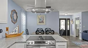 Bombastic Beach Home, HOT TUB, 8min WALK to Beach - Image 4