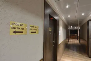Hotel Maratha Residency - Image 4