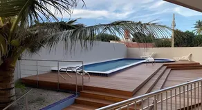 Flat à beira-mar com vista para a praia do meio - Image 3