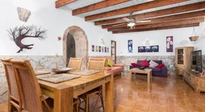 Home2Book Quiet Villa with Private Pool - Image 4