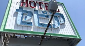 Hotel Sepia - Image 5