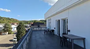 Spacious Worker Apartments with Rooftop Terrace - Up to 21 Guests - Image 3