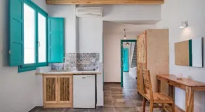 Nissia Beach Apartments & Suites - Image 3
