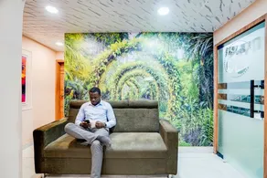 Hotel Omkar & Lodging - Phoenix Market City - Image 5