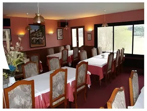 Hôtel Restaurant Mas Le Châtelet - Image 4