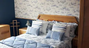 A pequena casa azul - Image 2