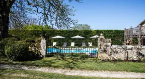 Les Manibelles Manor House Rental - Image 3