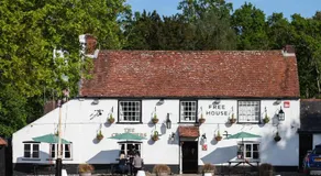 The Cricketers Arms - Image 4