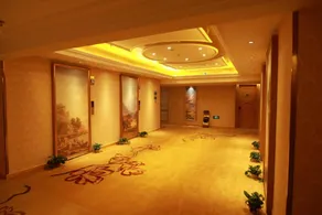 Vienna International Hotel Hebei Cangzhou Hongyu Building High-Speed Railway Station - Image 4