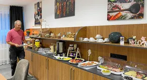 MB Hotel - Image 3
