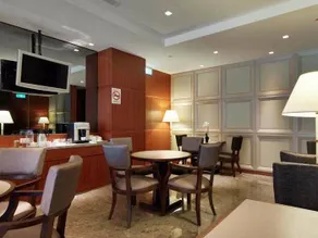 Tokyo International Hotel - Image 3