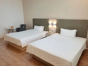 Hanting Hotel Mingguang Runxi City Square - Image 4