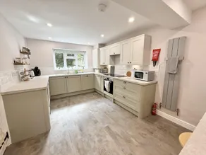 Yew Tree Cottage - Image 4